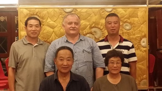 в даляньском ресторане за пару дней перед отъездом